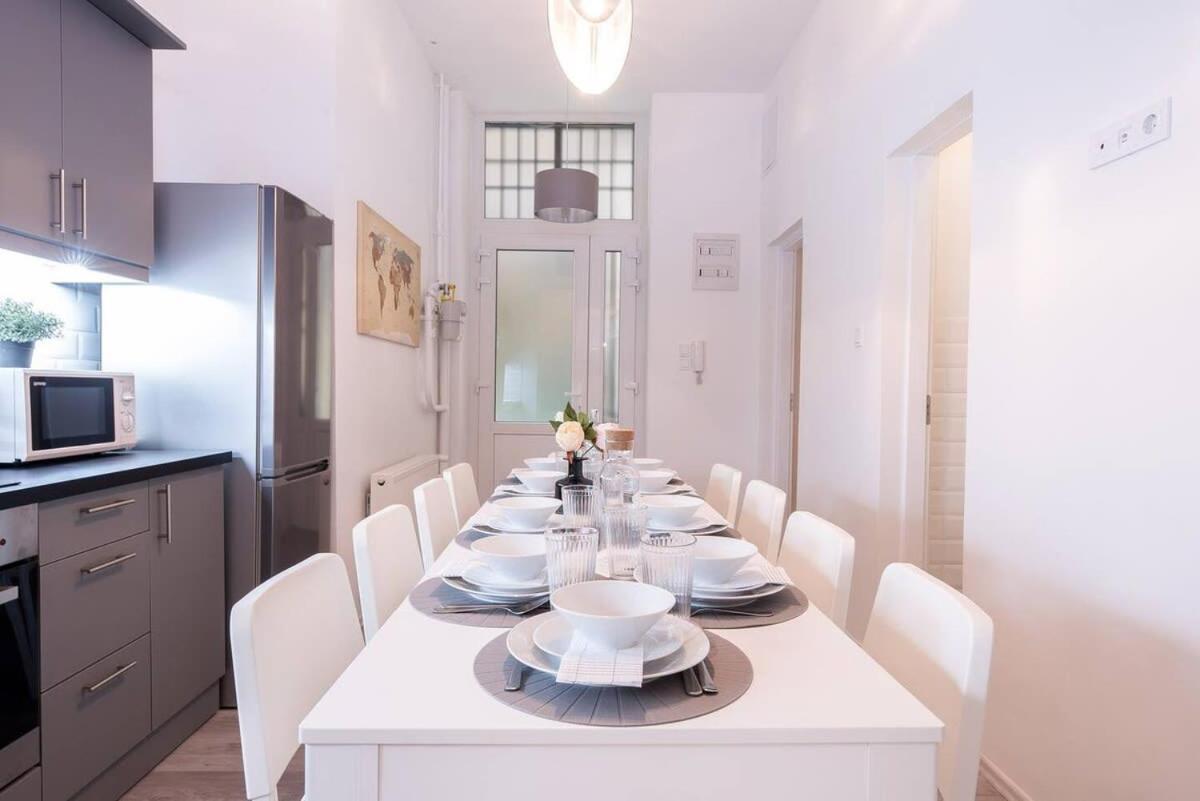 Central Brand New And Modern Apartment Budapest Exterior foto