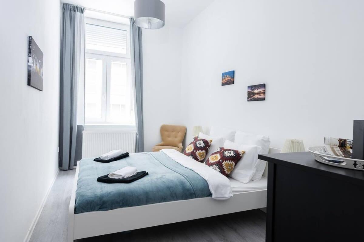 Central Brand New And Modern Apartment Budapest Exterior foto
